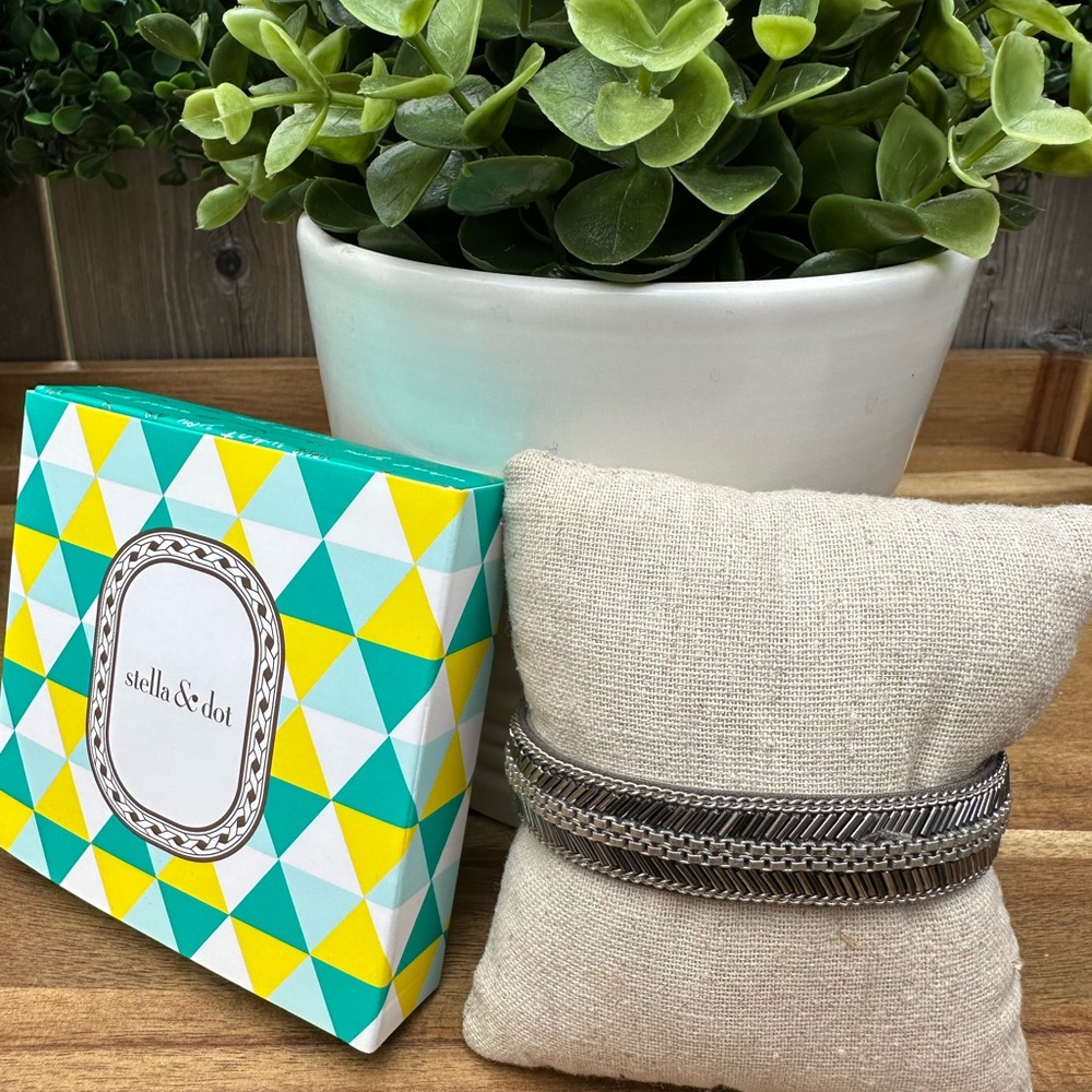 Stella & Dot Carter Bracelet